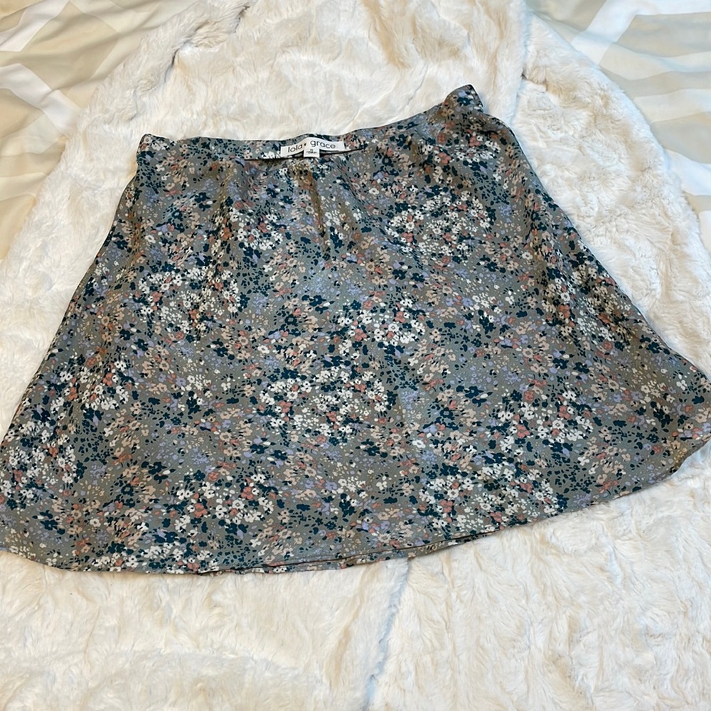 Floral skirt only worn once!